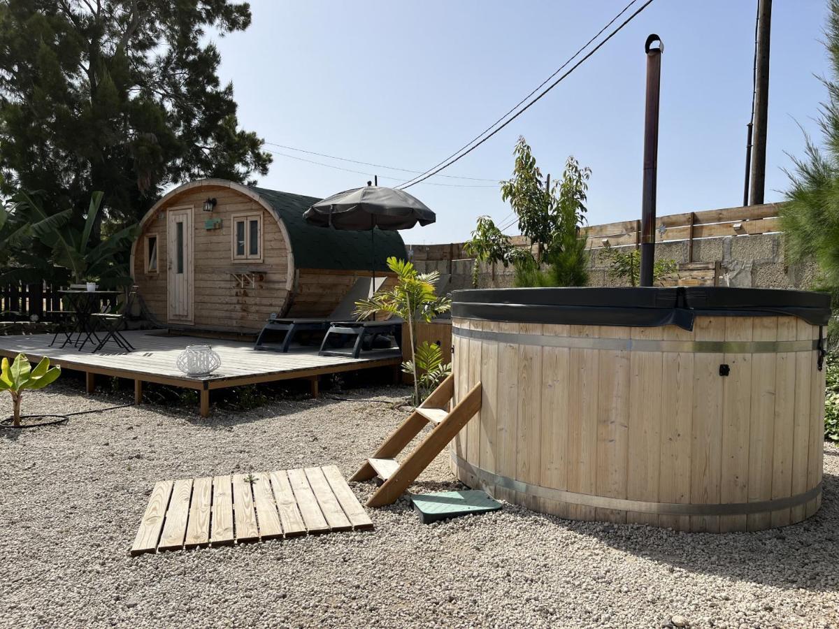 Villa Nashira Hot Tub Piscina Y Jardin Buzanada Esterno foto